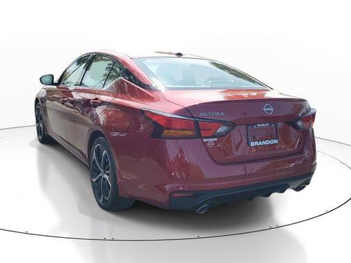 Scarlet Ember 2026 Nissan Altima 2.5 SR