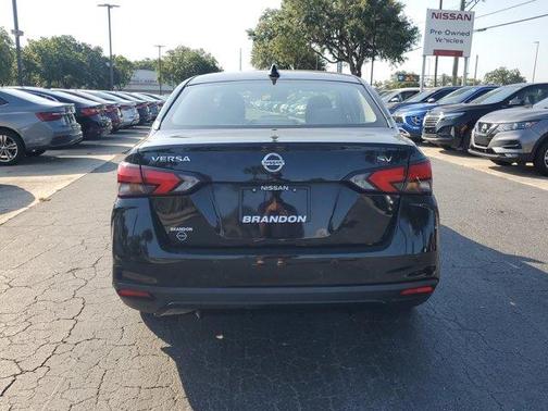 2021 Nissan Versa 1.6 SV