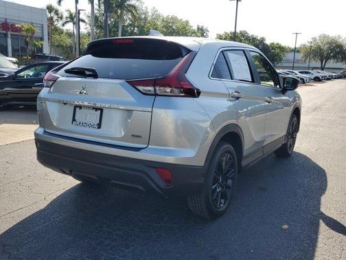 2023 Mitsubishi Eclipse Cross LE