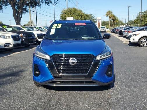 2023 Nissan Kicks SR