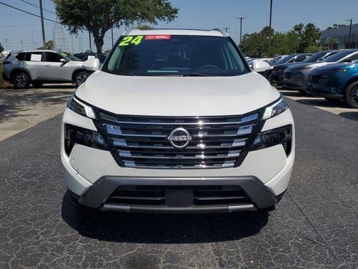 2024 Nissan Rogue SL