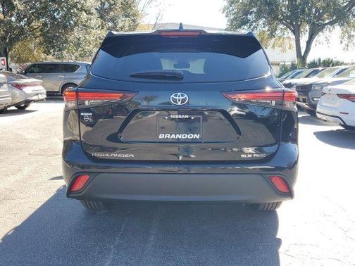 2026 Toyota Highlander XLE