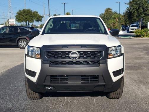 2025 Nissan Frontier S
