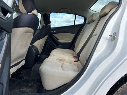 2017 Mazda Mazda3 Sport