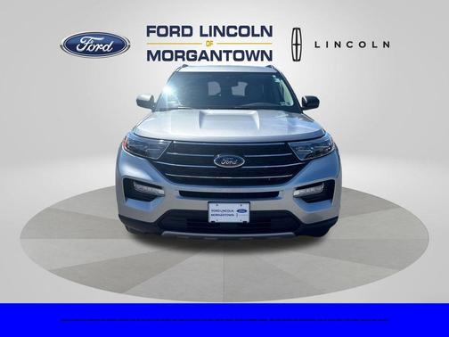 Iconic Silver Metallic 2021 Ford Explorer XLT