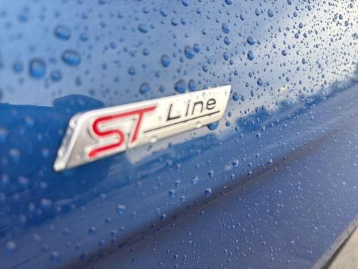 2022 Ford Edge ST Line