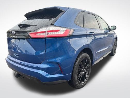 2022 Ford Edge ST Line