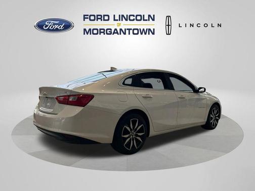 2017 Chevrolet Malibu 1LT