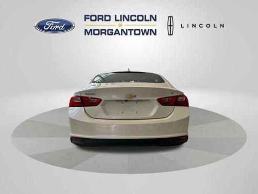 2017 Chevrolet Malibu 1LT