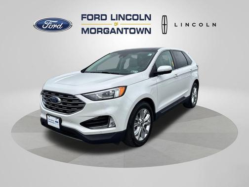White Metallic 2021 Ford Edge Titanium