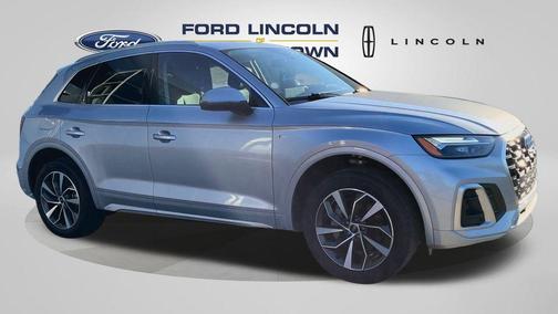 2024 Audi Q5 45 S line quattro Premium
