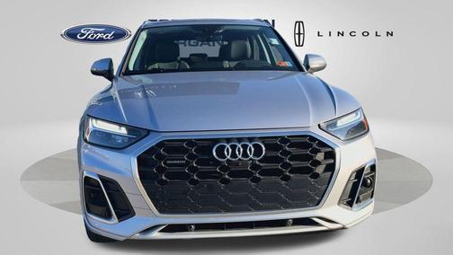 2024 Audi Q5 45 S line quattro Premium