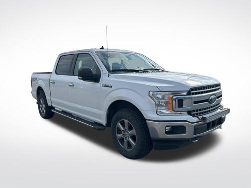 Oxford White 2019 Ford F-150 XLT