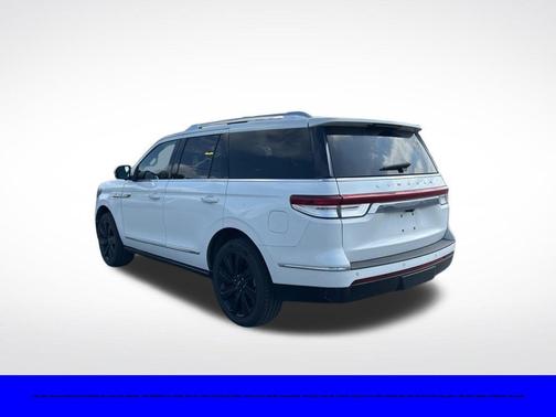 Pristine White 2023 Lincoln Navigator Reserve