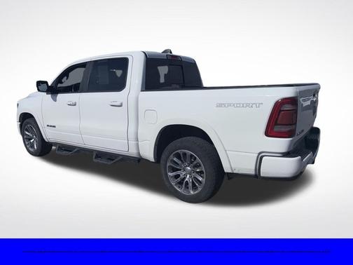Bright White Clearcoat 2021 RAM 1500 Laramie
