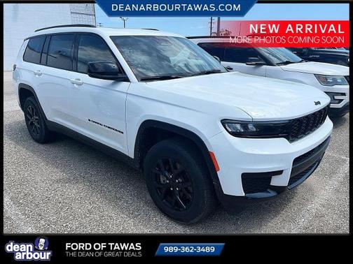 White 2025 Jeep Grand Cherokee LAREDO