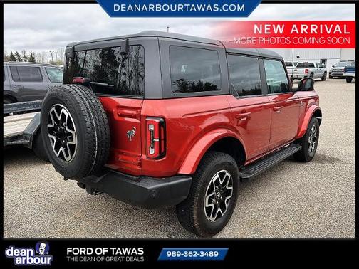 HOT PEPPER RED MET TINT CC 2022 Ford Bronco