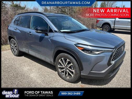 Gray 2025 Toyota Corolla Cross XLE