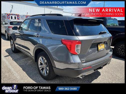 CARBONIZED GRAY METALLIC 2023 Ford Explorer XLT