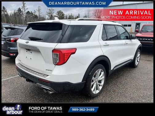 2023 Ford Explorer PLATINUM
