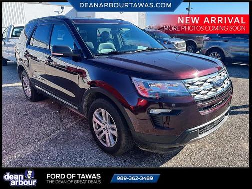 BURGUNDY VELVET MET TINT CC 2019 Ford Explorer XLT