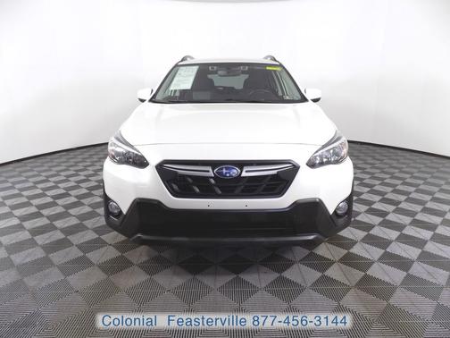 Crystal White Pearl 2023 Subaru Crosstrek