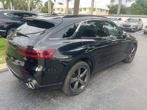 2025 Genesis GV70 2.5T