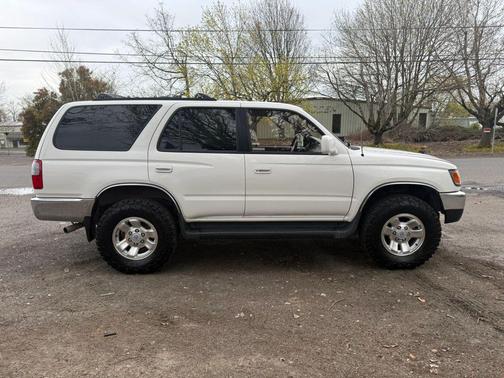 1998 Toyota 4Runner SR5 4WD