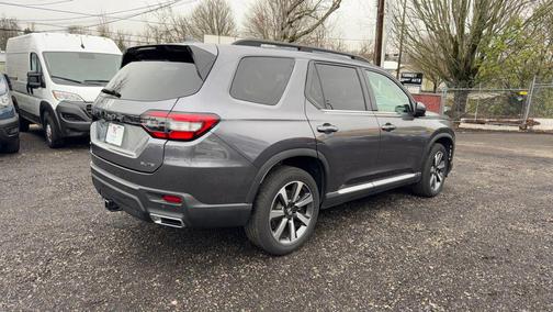 2023 Honda Pilot AWD Elite