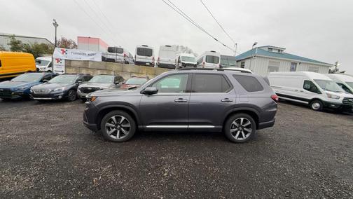 2023 Honda Pilot AWD Elite