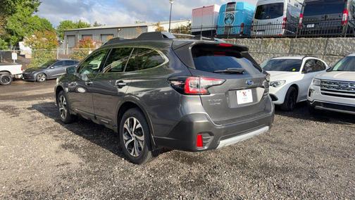 Magnetite Gray Metallic 2021 Subaru Outback Touring XT
