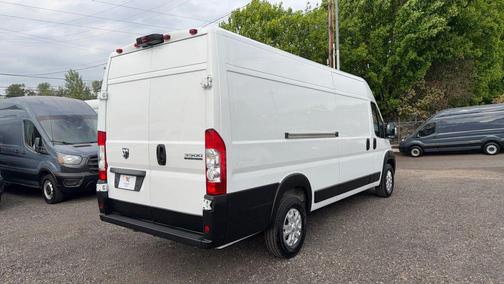White 2024 RAM ProMaster 3500 High Roof