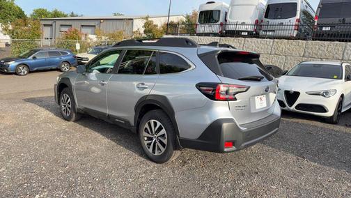 Magnetite Gray Metallic 2024 Subaru Outback Premium