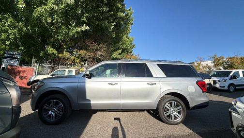 Dark Matter Metallic 2022 Ford Expedition Max Limited