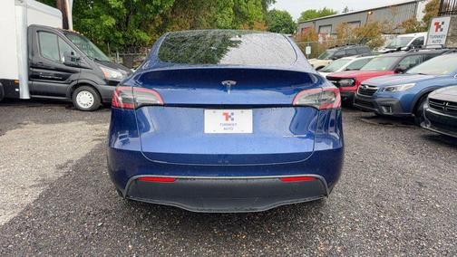Deep Blue Metallic 2022 Tesla Model Y Long Range Dual Motor All-Wheel Drive