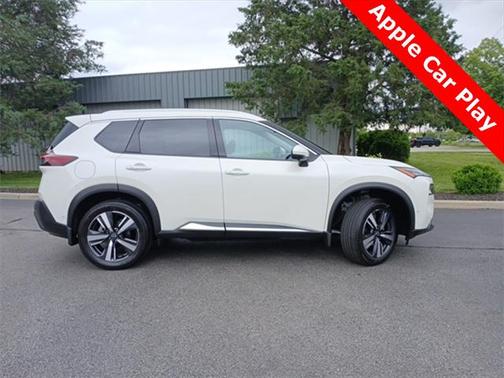 2022 Nissan Rogue SL