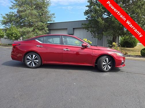 2021 Nissan Altima 2.5 SV