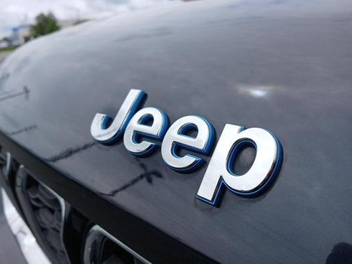 2022 Jeep Grand Cherokee 4xe Base