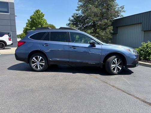 Twilight Blue Metallic 2018 Subaru Outback 3.6R Limited