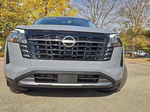Boulder Gray Pearl 2026 Nissan Pathfinder Platinum