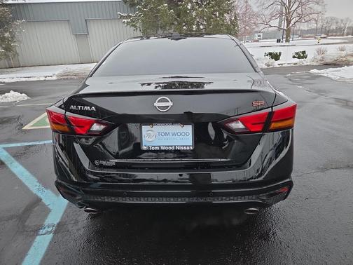 2024 Nissan Altima SR FWD