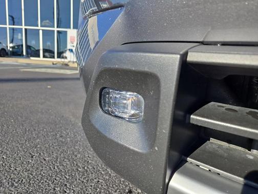 2022 Nissan Pathfinder SL 4WD