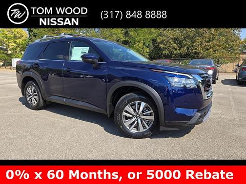 2025 Nissan Pathfinder SL