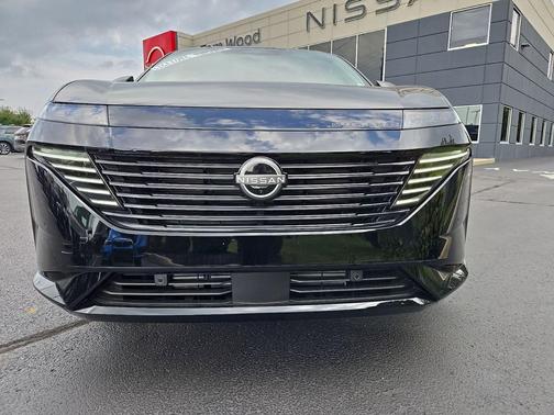 Super Black 2027 Nissan Murano Platinum