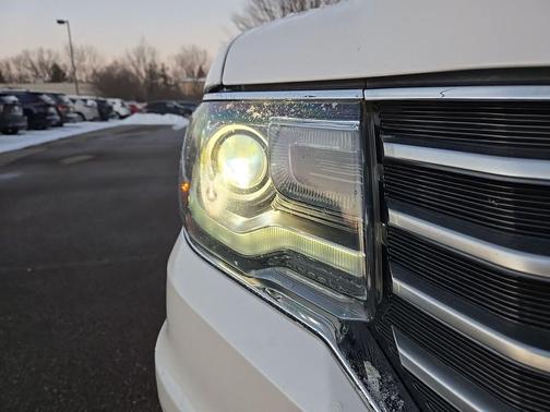 2017 Lincoln Navigator Select