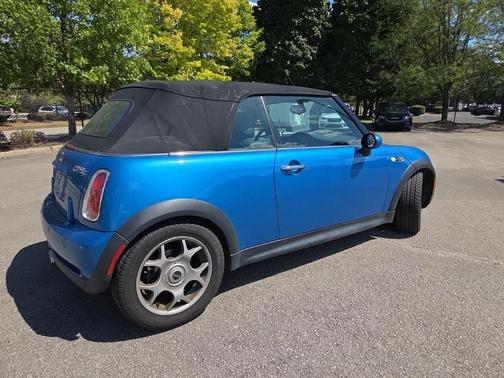 2007 MINI Cooper S Base