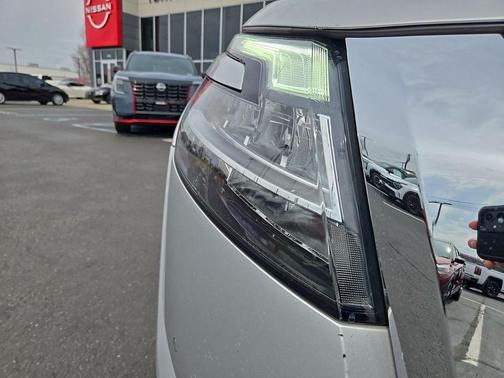 2022 Nissan Pathfinder SL 4WD