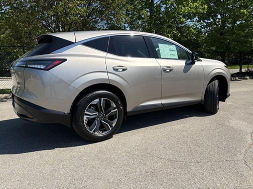 Champagne Silver Metallic 2026 Nissan Murano SL
