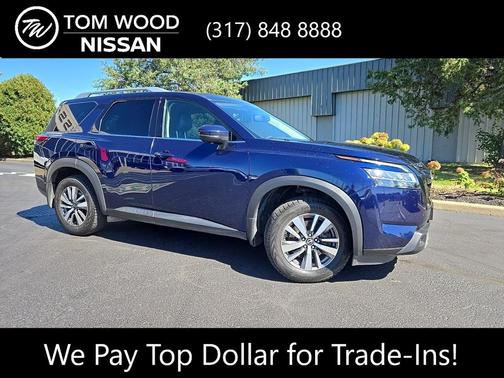 2022 Nissan Pathfinder SL 4WD