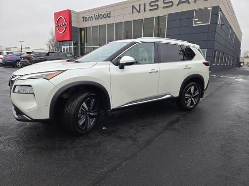 2023 Nissan Rogue SL